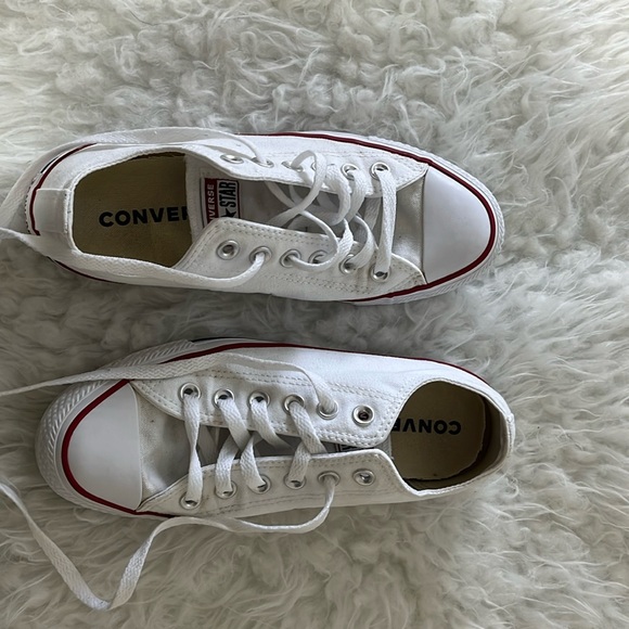 Converse size 7 - Picture 1 of 5